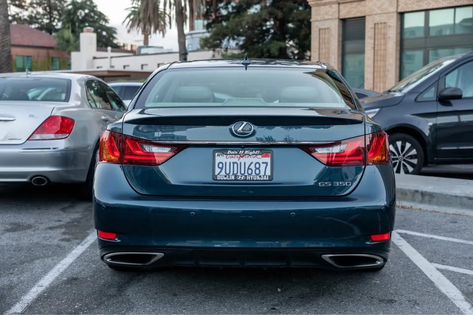2013 Lexus GS 4th Gen - Image 9 of 20