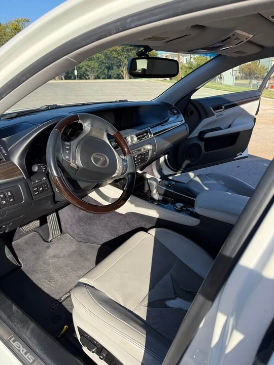 2013 Lexus GS 4th Gen - Image 5 of 18