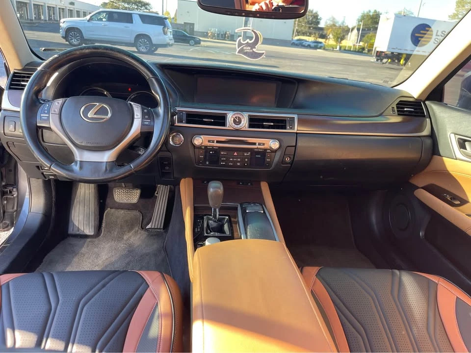 2013 Lexus GS 4th Gen - Image 9 of 10