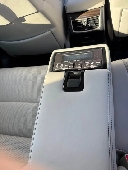 2013 Lexus GS 4th Gen - Image 12 of 18