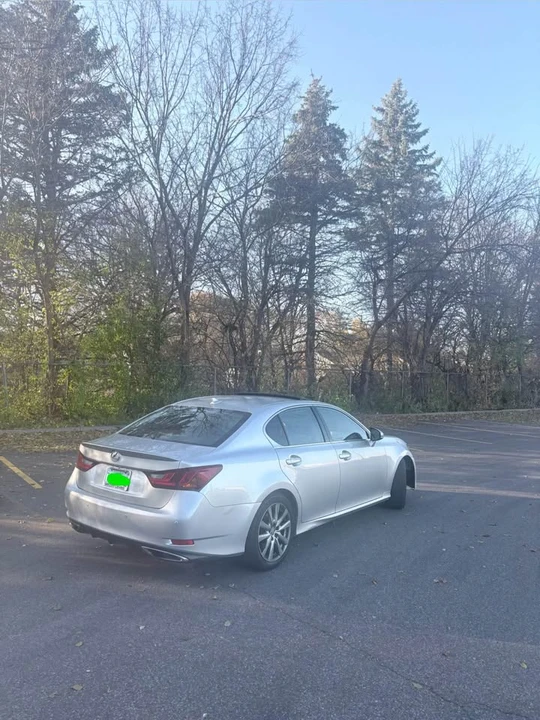 2013 Lexus GS 4th Gen - Image 5 of 12