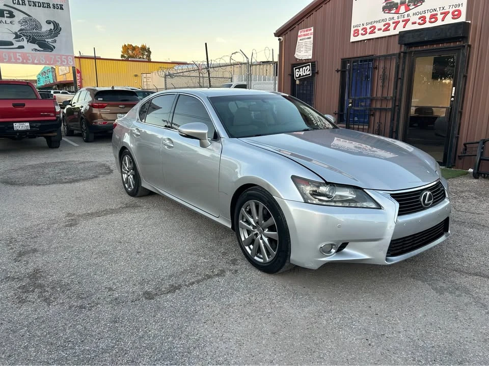 2013 Lexus GS 4th Gen - Image 3 of 16