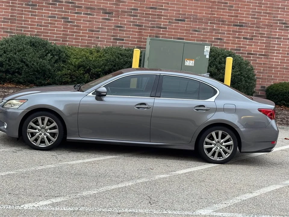 2013 Lexus GS 4th Gen - Image 7 of 19