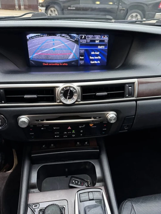 2013 Lexus GS 4th Gen - Image 18 of 19