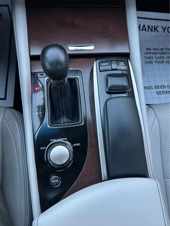 2013 Lexus GS 4th Gen - Image 15 of 16