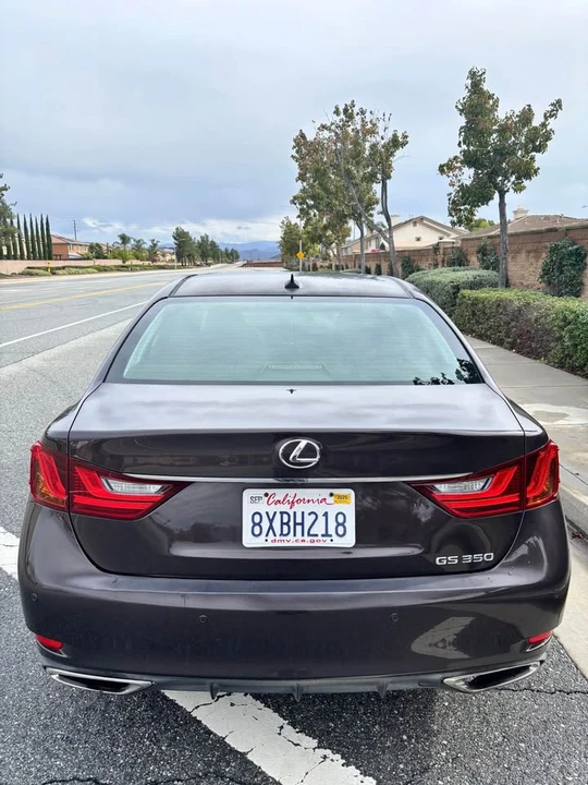 2013 Lexus GS 4th Gen - Image 5 of 16