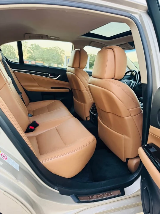 2013 Lexus GS 4th Gen - Image 16 of 20