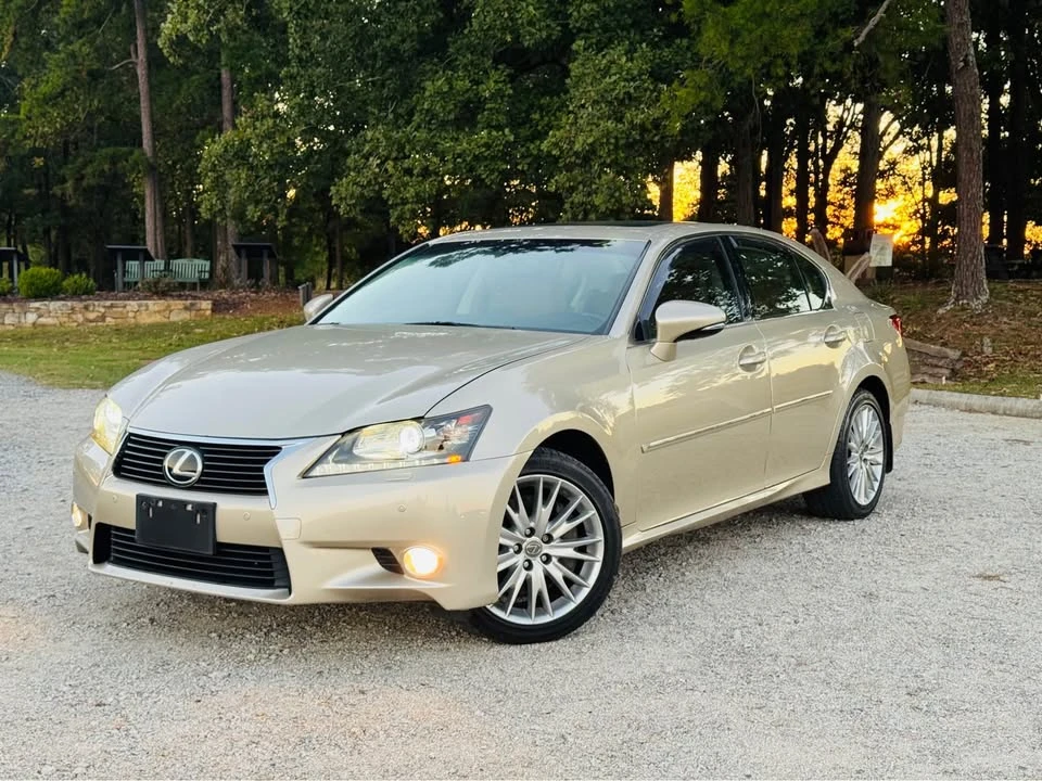 2013 Lexus GS 4th Gen - Image 2 of 20