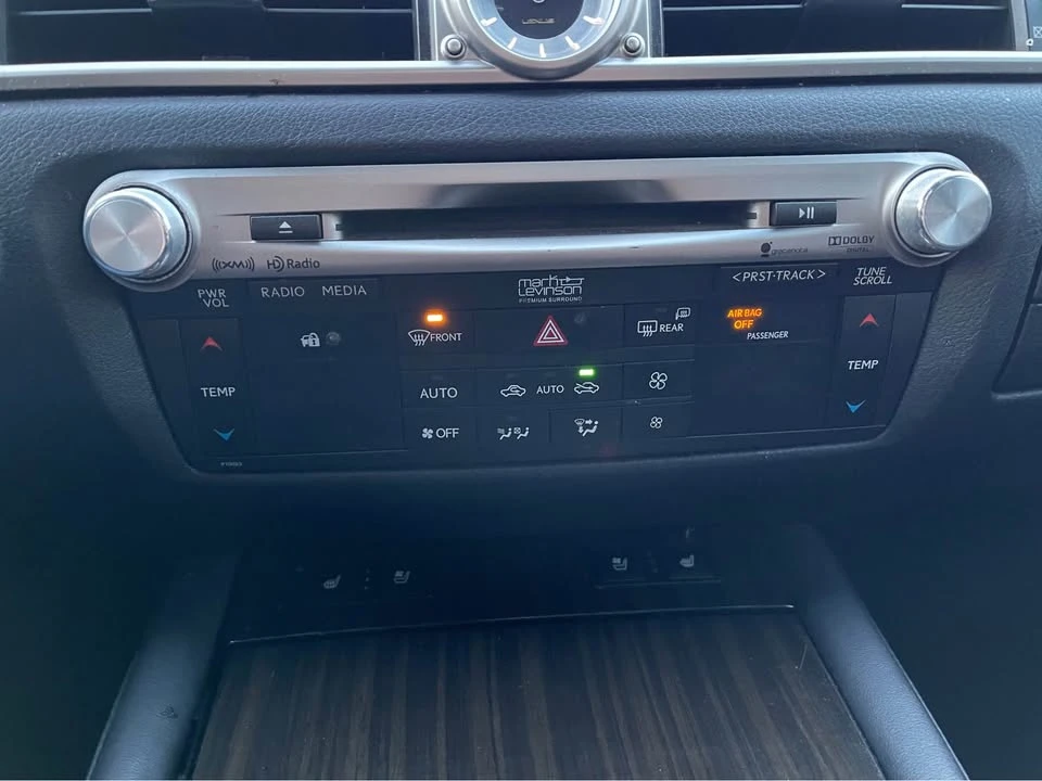 2013 Lexus GS 4th Gen - Image 15 of 20