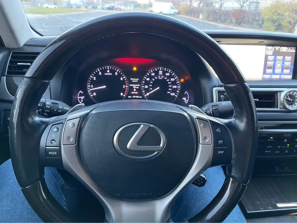 2013 Lexus GS 4th Gen - Image 19 of 20