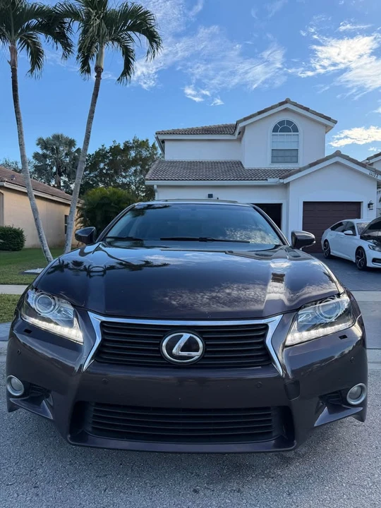 2013 Lexus GS 4th Gen - Image 11 of 19