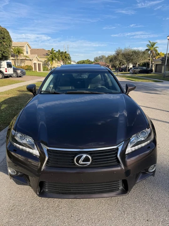 2013 Lexus GS 4th Gen - Image 18 of 19