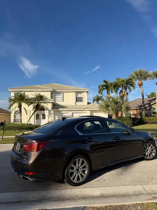2013 Lexus GS 4th Gen - Image 4 of 19