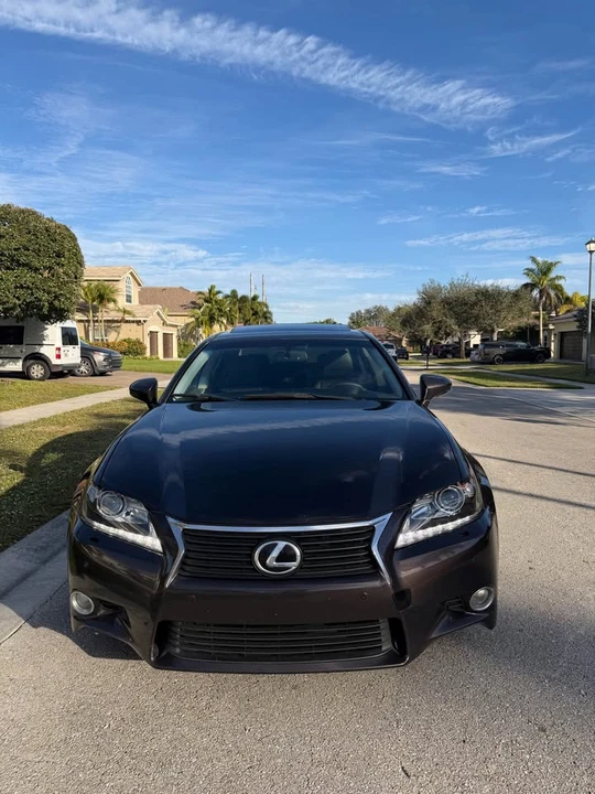 2013 Lexus GS 4th Gen - Image 14 of 19