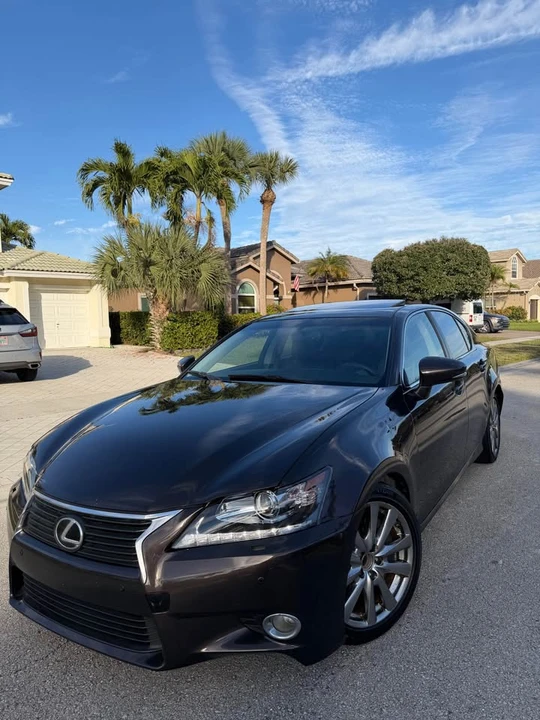 2013 Lexus GS 4th Gen - Image 2 of 19