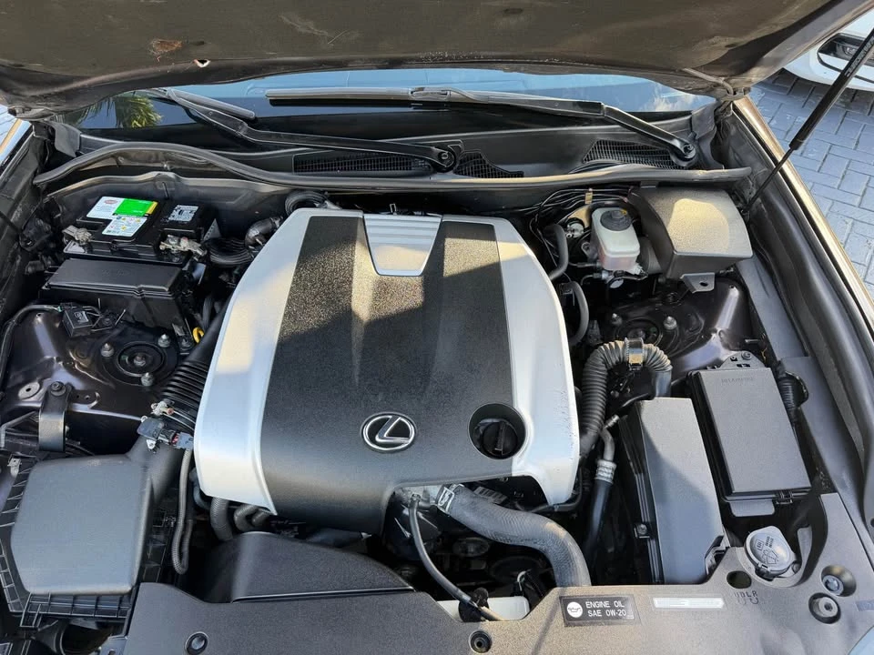 2013 Lexus GS 4th Gen - Image 15 of 19