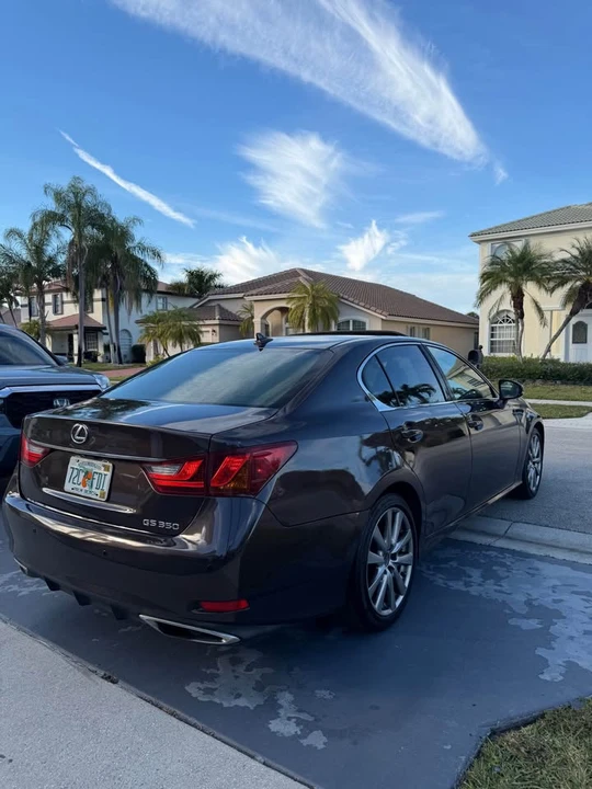2013 Lexus GS 4th Gen - Image 14 of 19