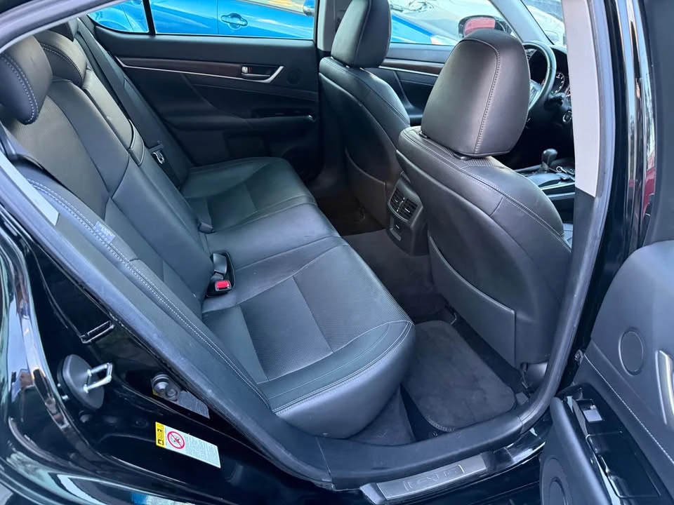 2013 Lexus GS 4th Gen - Image 16 of 20