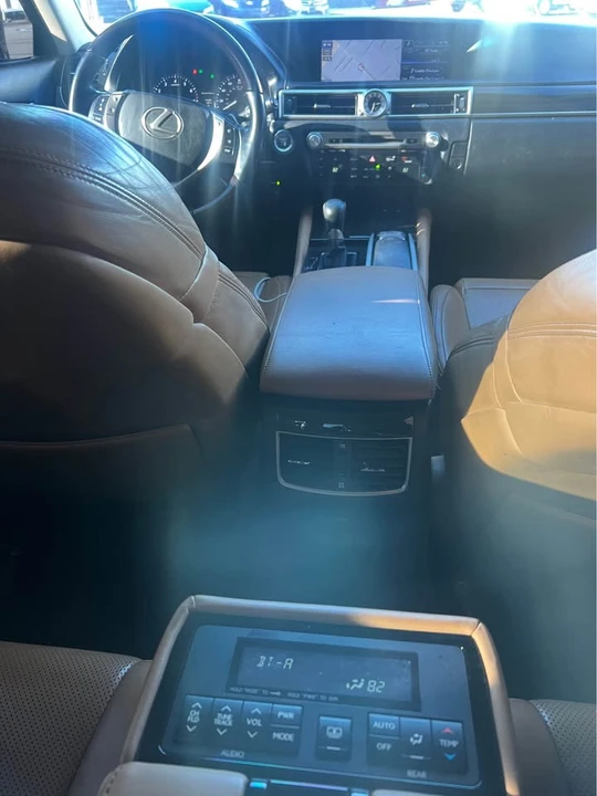 2013 Lexus GS 4th Gen - Image 15 of 20