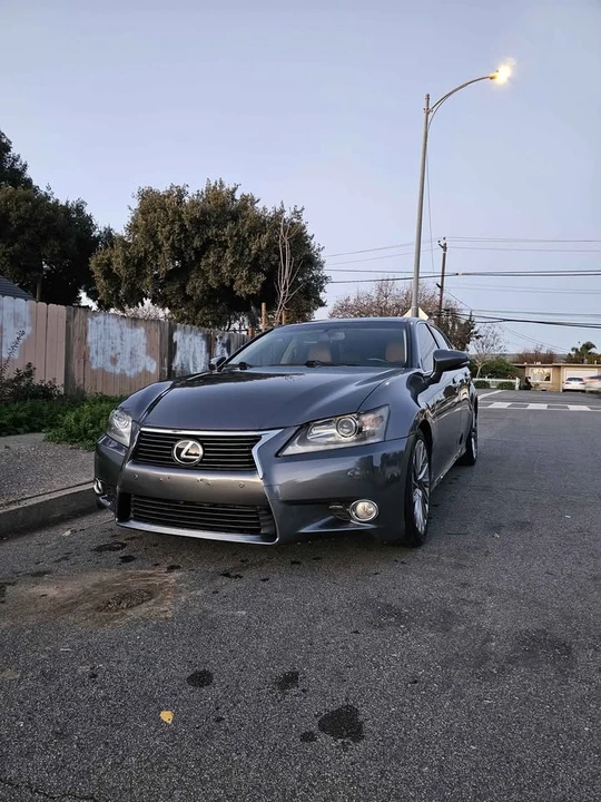 2013 Lexus GS 4th Gen - Image 2 of 9