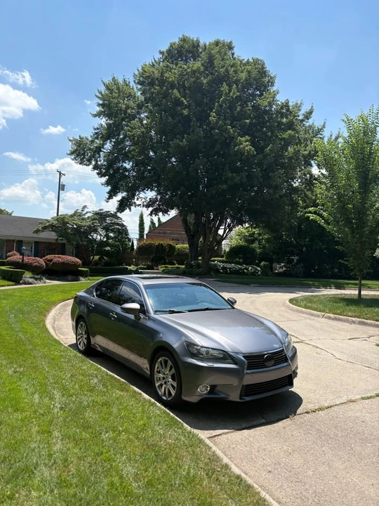 2013 Lexus GS 4th Gen - Image 4 of 10