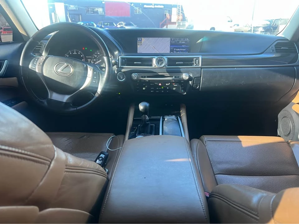 2013 Lexus GS 4th Gen - Image 16 of 20