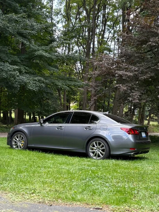 2013 Lexus GS 4th Gen - Image 5 of 10