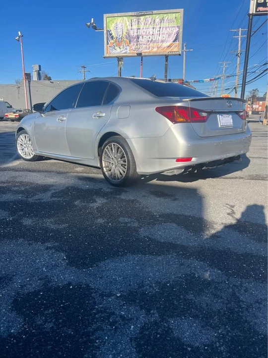 2013 Lexus GS 4th Gen - Image 9 of 20