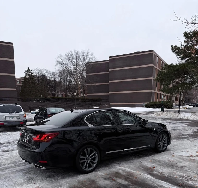 2013 Lexus GS 4th Gen - Image 10 of 20