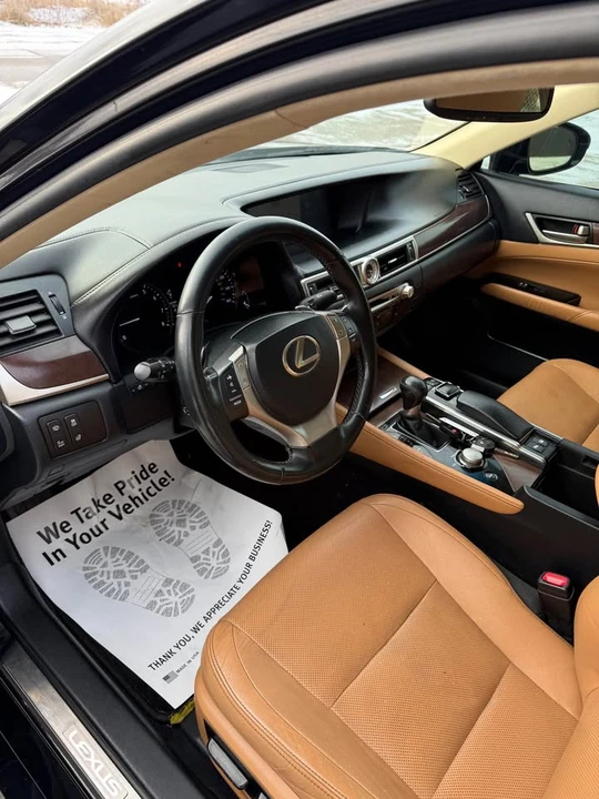 2013 Lexus GS 4th Gen - Image 8 of 18