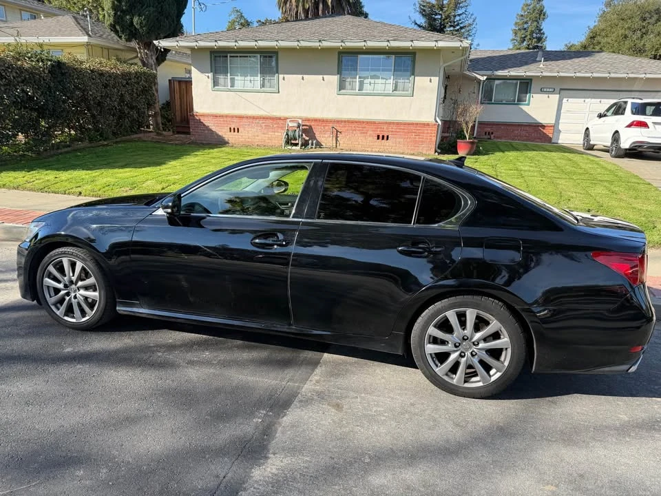 2013 Lexus GS 4th Gen - Image 2 of 7
