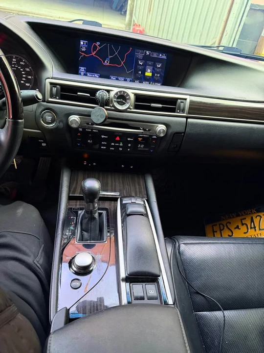 2013 Lexus GS 4th Gen - Image 5 of 8