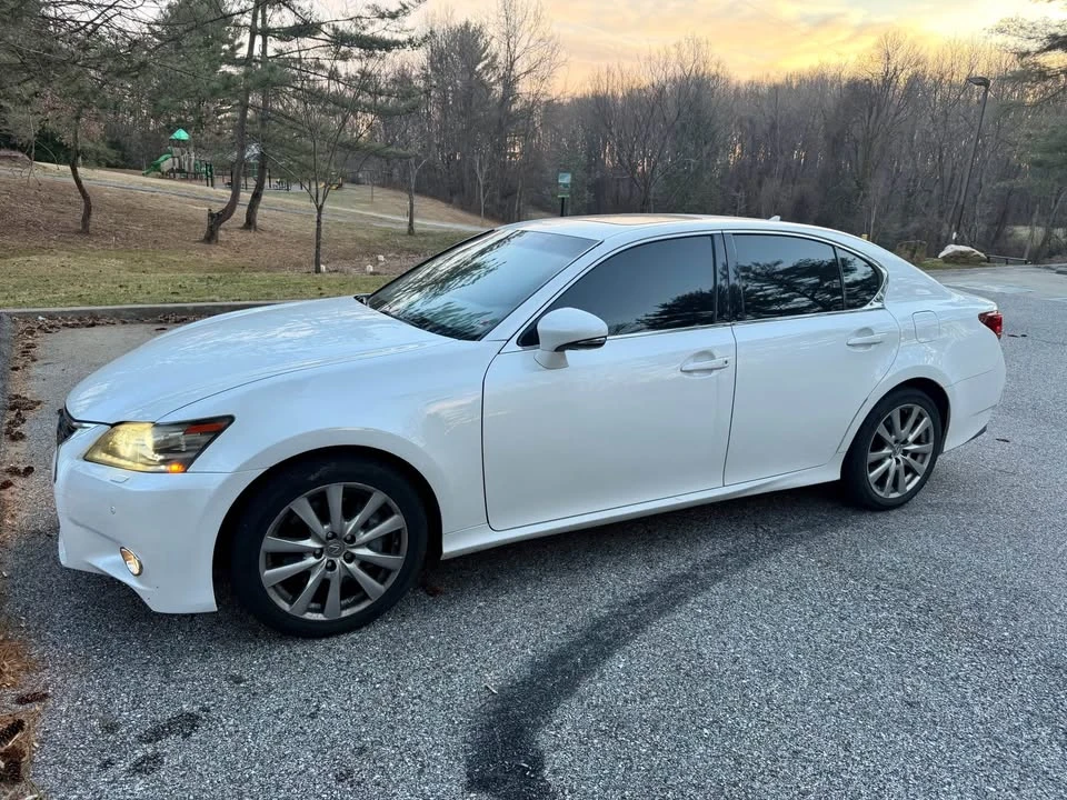 2013 Lexus GS 4th Gen - Image 3 of 9