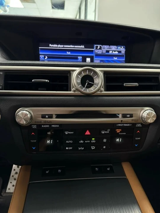 2013 Lexus GS 4th Gen - Image 19 of 20