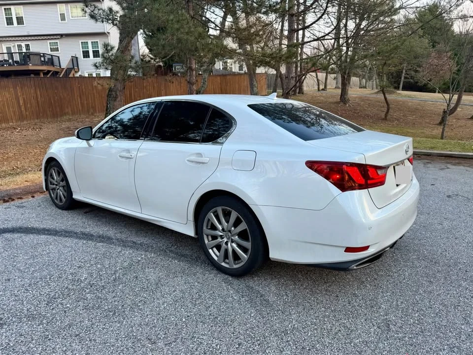 2013 Lexus GS 4th Gen - Image 9 of 9