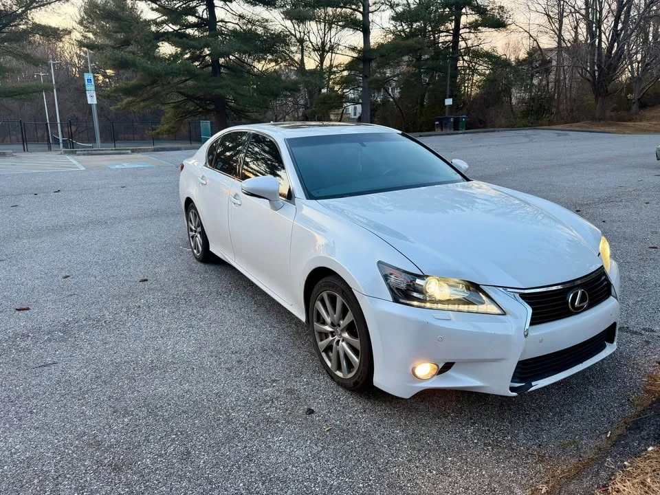 2013 Lexus GS 4th Gen - Image 2 of 9