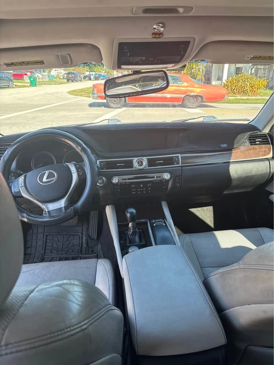 2013 Lexus GS 4th Gen - Image 2 of 11