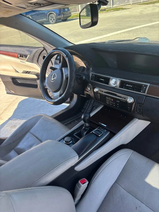 2013 Lexus GS 4th Gen - Image 6 of 11