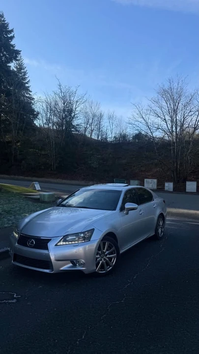 2013 Lexus GS 4th Gen - Image 2 of 20