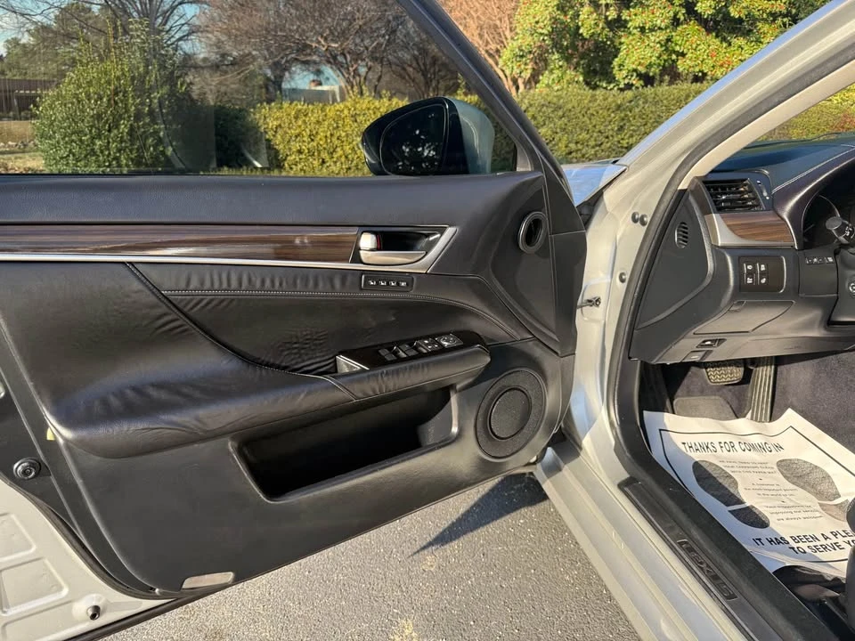 2013 Lexus GS 4th Gen - Image 12 of 14