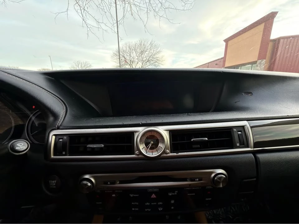 2013 Lexus GS 4th Gen - Image 9 of 11