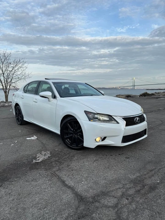 2013 Lexus GS 4th Gen - Image 2 of 18