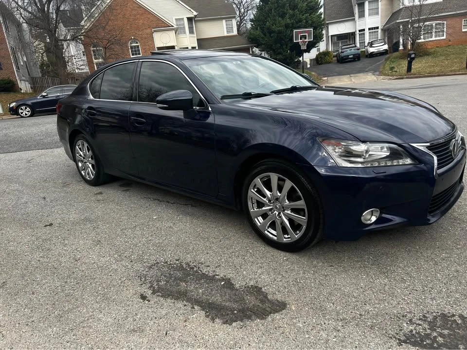 2013 Lexus GS 4th Gen - Image 2 of 15
