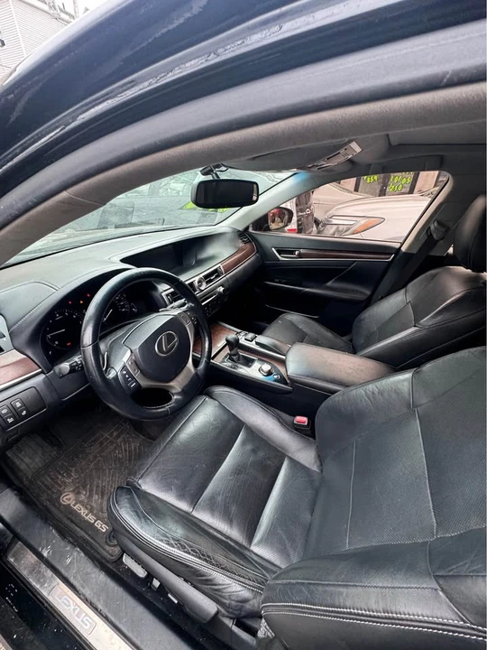 2013 Lexus GS 4th Gen - Image 6 of 8