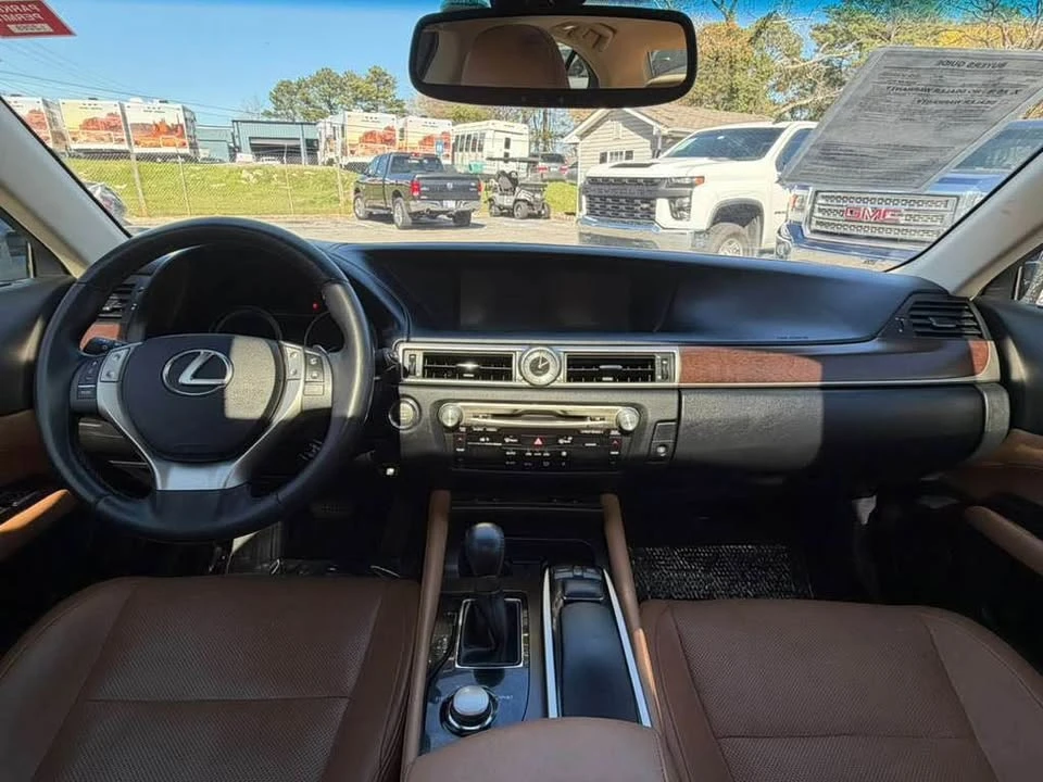 2013 Lexus GS 4th Gen - Image 9 of 19