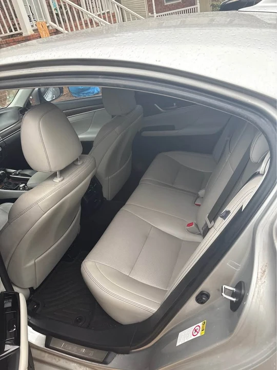 2013 Lexus GS 4th Gen - Image 4 of 10