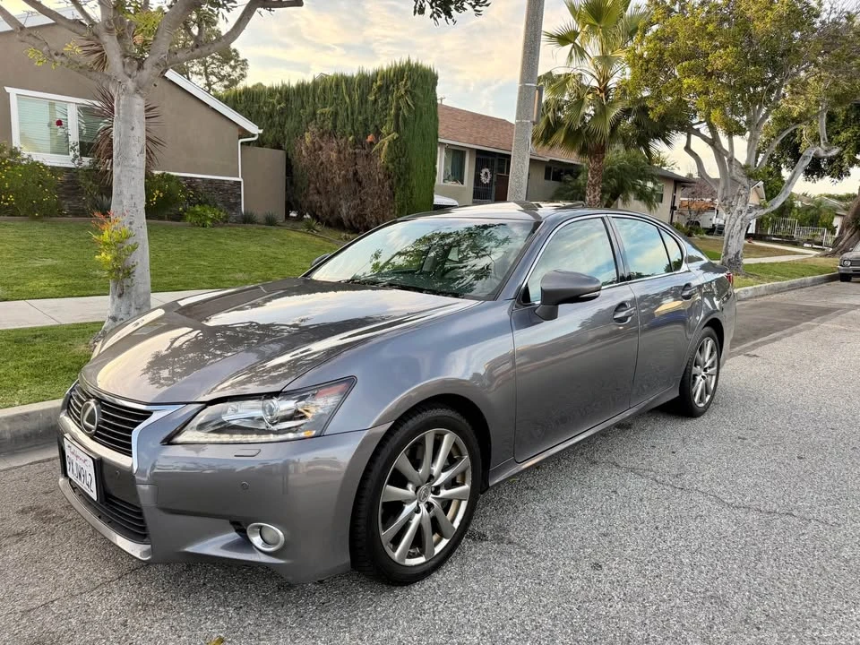 2013 Lexus GS 4th Gen - Image 4 of 17