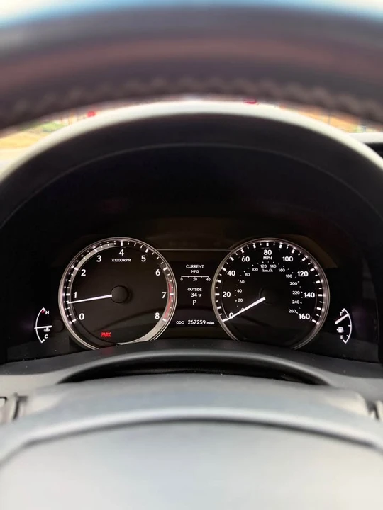 2013 Lexus GS 4th Gen - Image 10 of 13