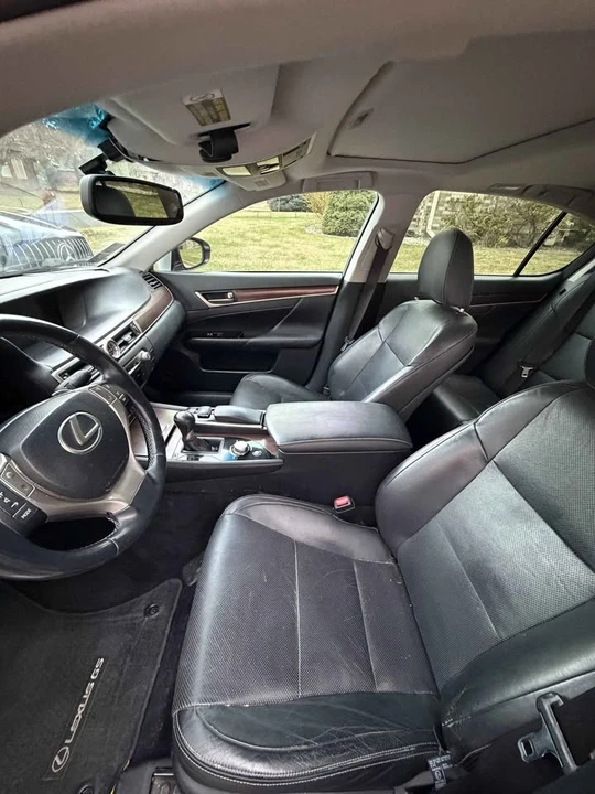 2013 Lexus GS 4th Gen - Image 9 of 13