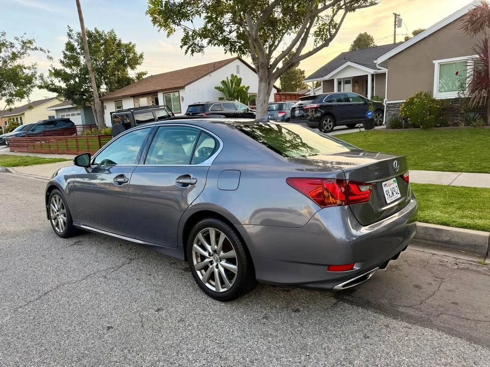 2013 Lexus GS 4th Gen - Image 3 of 17